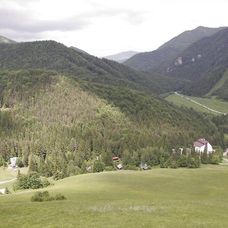 Hotel Smrecina Low Tatras Экстерьер фото