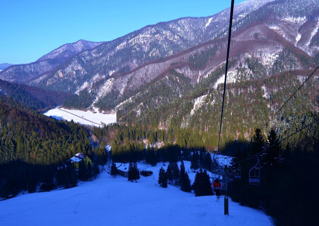 Hotel Smrecina Low Tatras Экстерьер фото